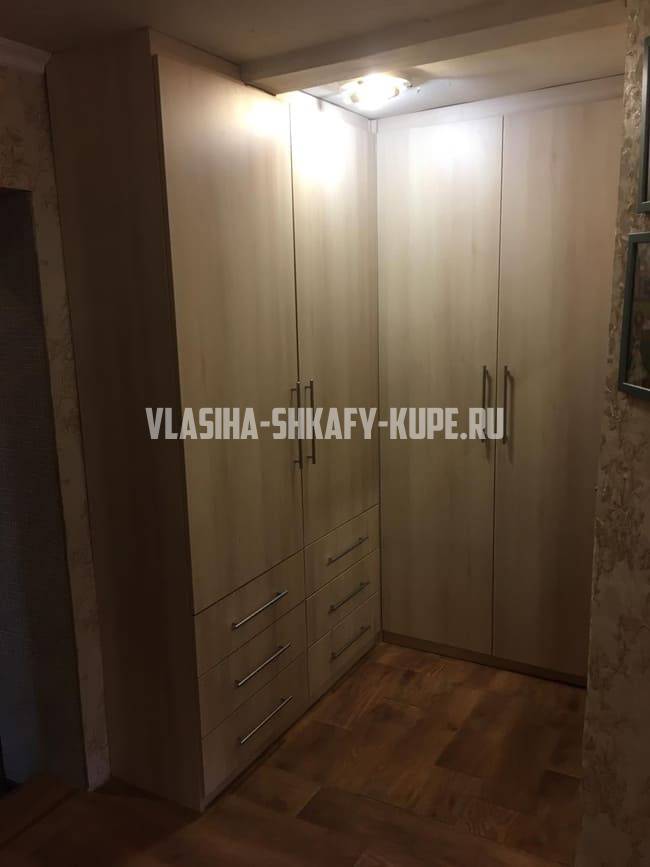 Распашные шкафы Власиха